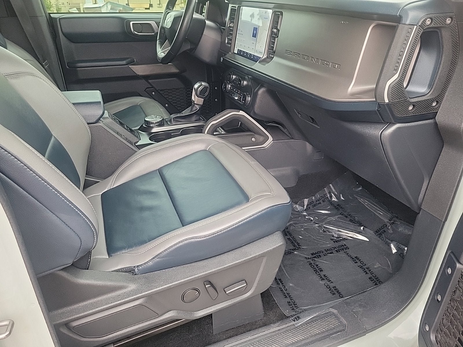 Used 2022 Ford Bronco Outer Banks AWD/4WD image 15