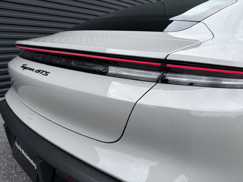 New 2026 Porsche Taycan GTS AWD/4WD image 24