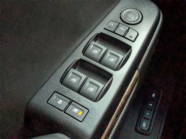 Used 2018 Chevrolet Tahoe LT image 19