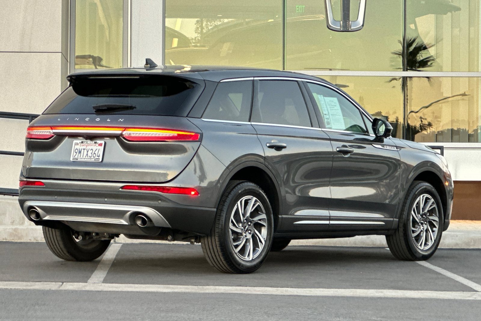 Used 2023 Lincoln Corsair FWD w/ Equipment Group 101A image 3