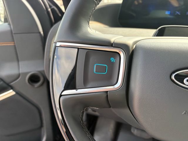 Used 2025 Ford Expedition Tremor AWD/4WD image 8