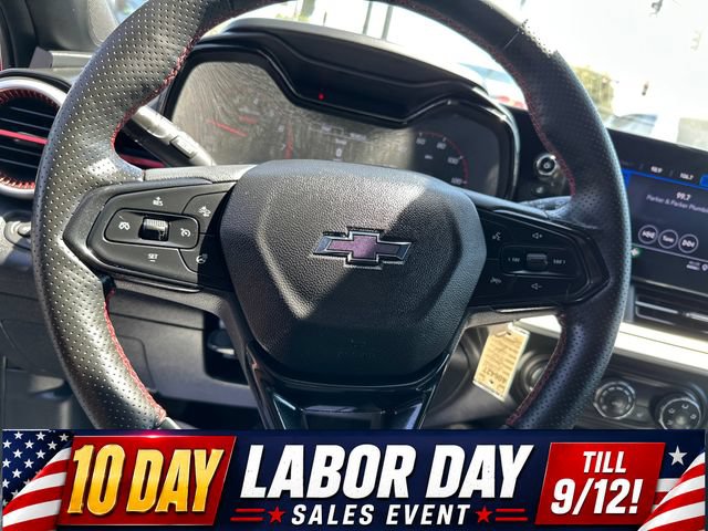 Used 2025 Chevrolet Trax RS w/ Driver Confidence Package FWD image 15