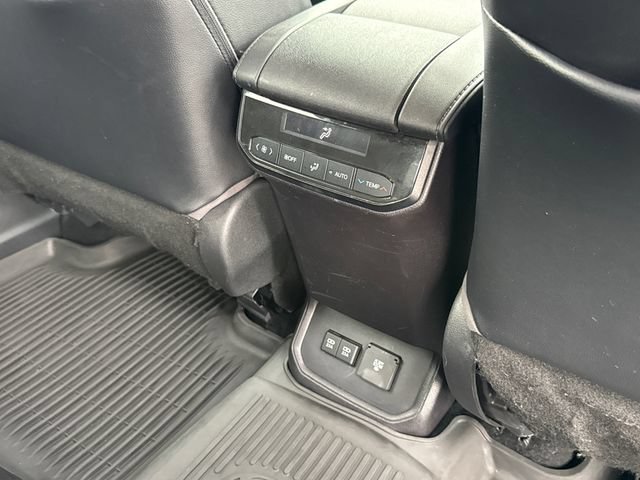 Certified 2021 Toyota Highlander Limited FWD image 19