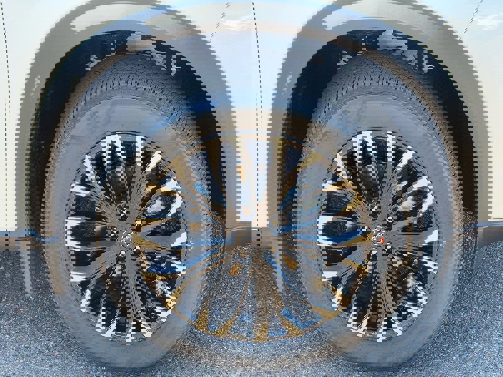 New 2026 Nissan Rogue SV image 9