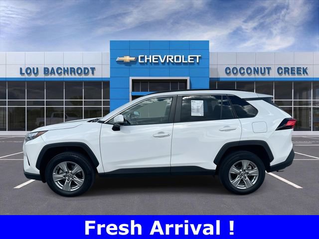 Used 2023 Toyota RAV4 XLE image 5