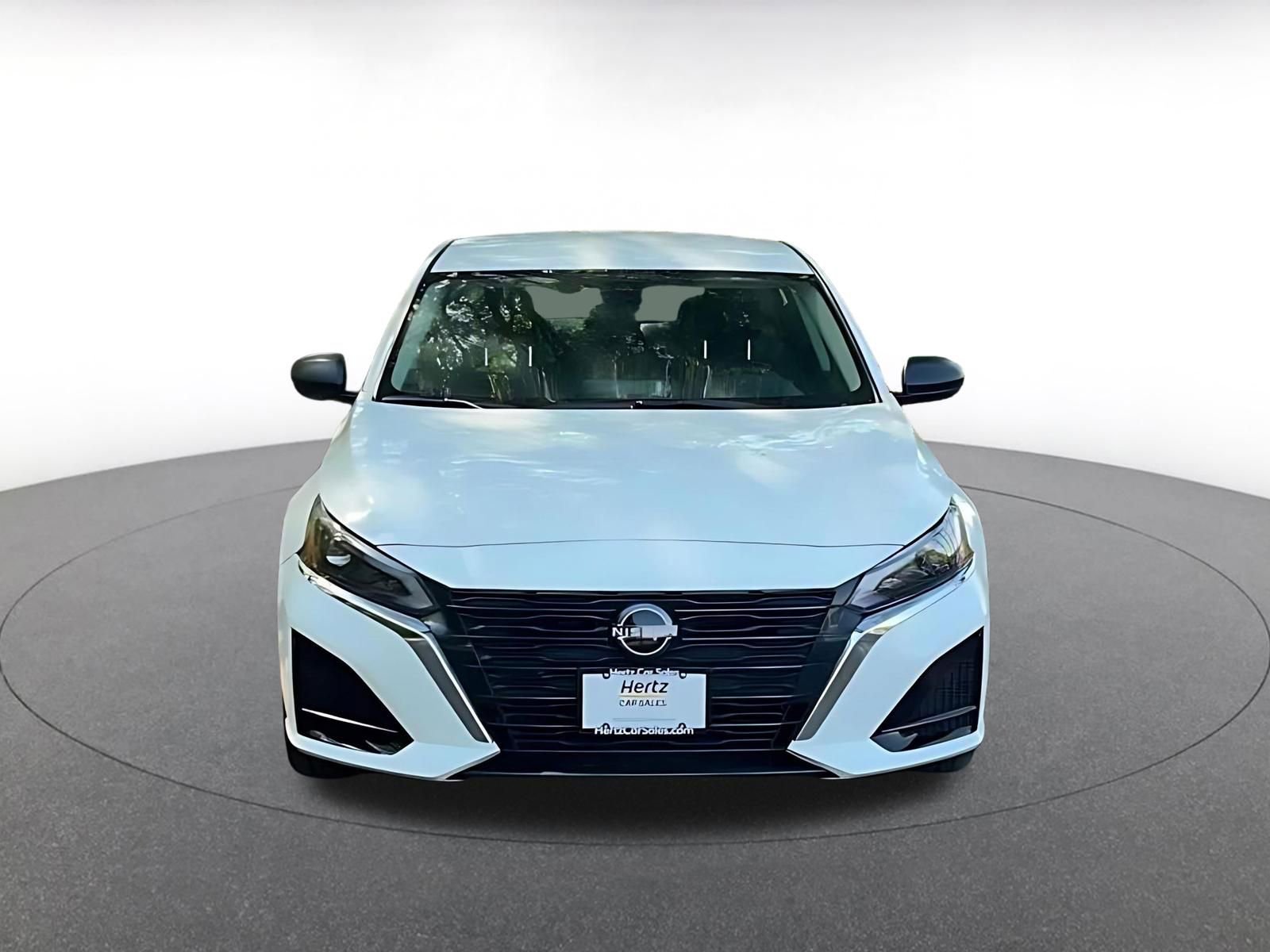 Used 2025 Nissan Altima 2.5 SV image 4