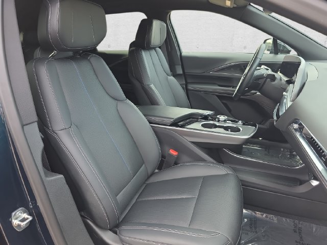 Certified 2024 Cadillac Lyriq Luxury w/ LPO, Floor Liner Package AWD/4WD image 10