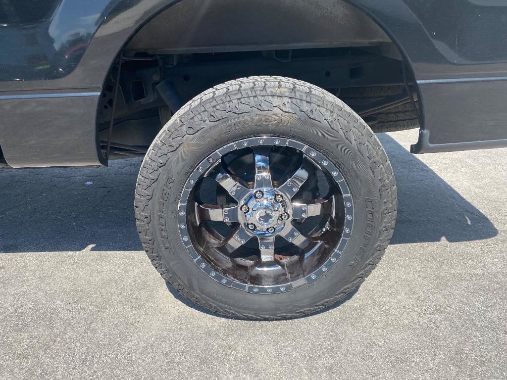 Used 2010 Ford F150 XLT RWD image 11