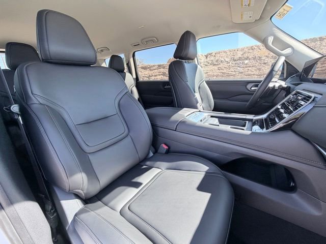 New 2026 Nissan Armada SV image 34