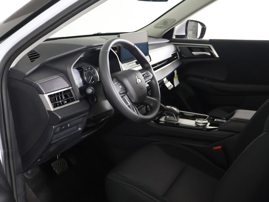 New 2026 Mitsubishi Outlander ES AWD/4WD image 24