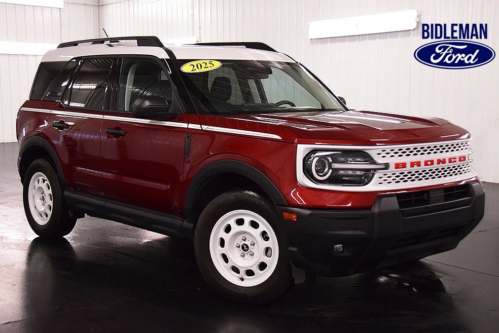 Used 2025 Ford Bronco Sport Heritage w/ Convenience Package AWD/4WD image 1