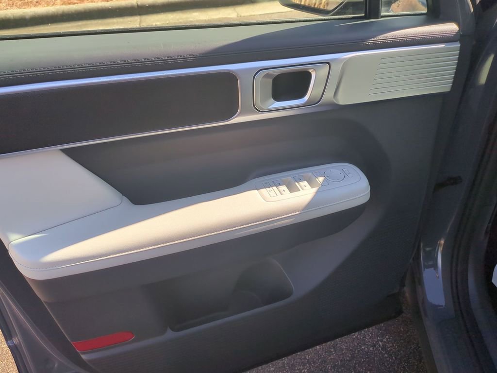 Used 2024 Hyundai Santa Fe SEL image 13