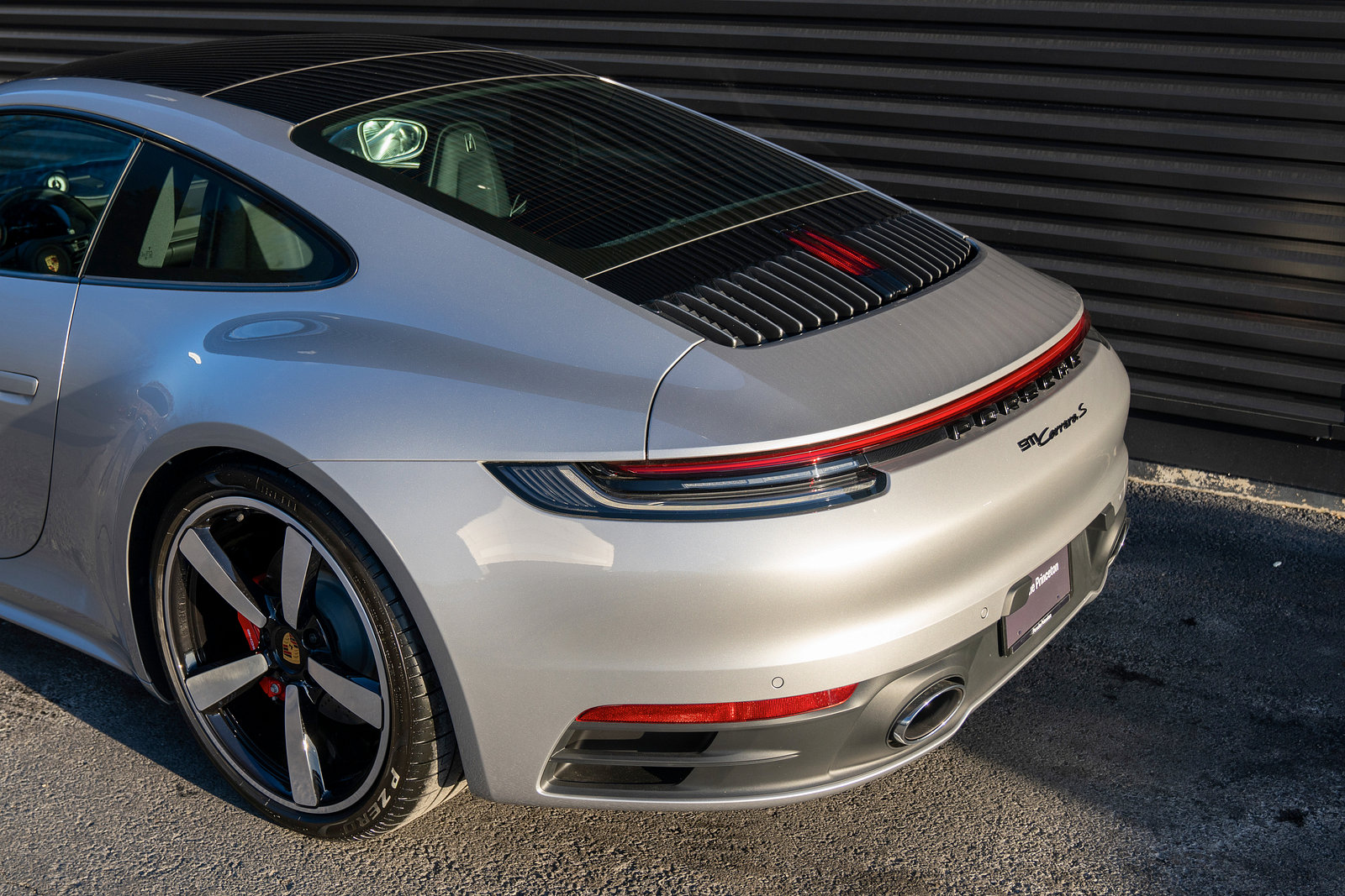Used 2024 Porsche 911 Carrera S RWD image 9