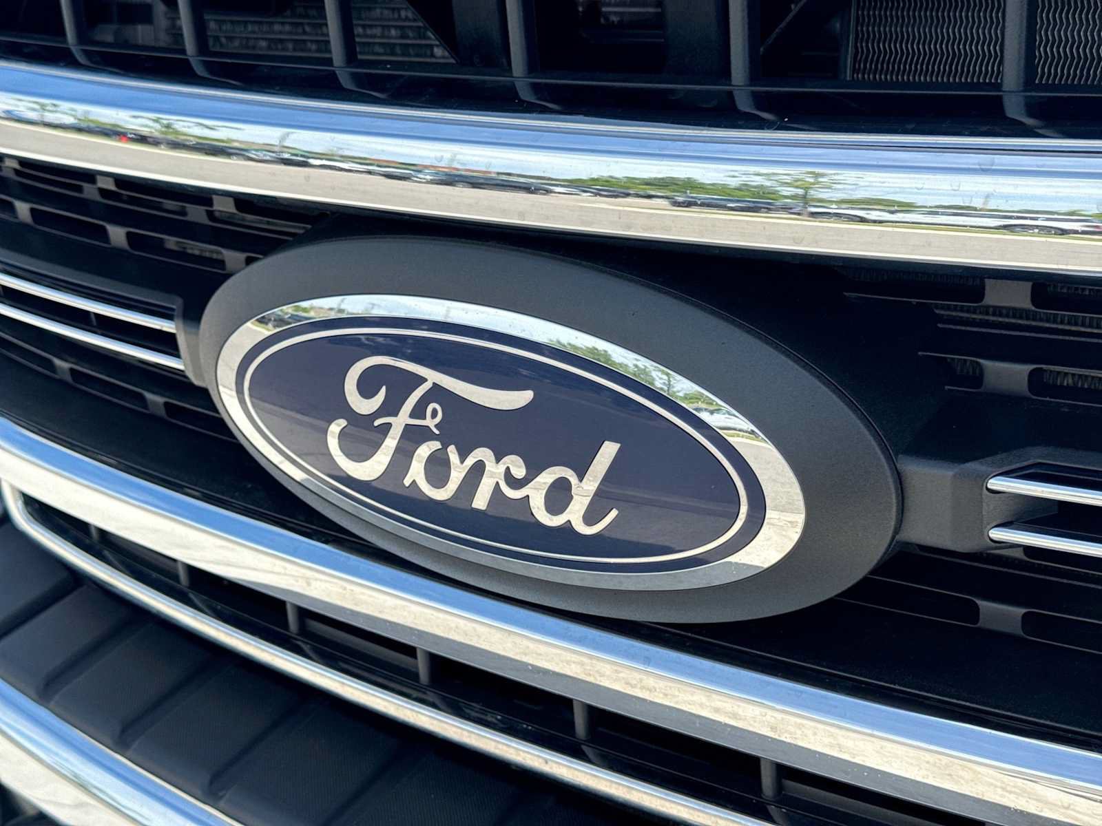 Used 2021 Ford F250 Lariat w/ Chrome Package AWD/4WD image 11