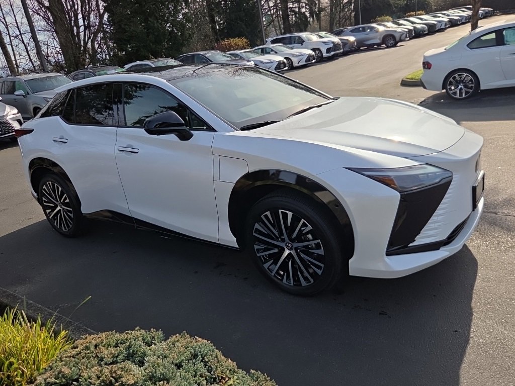 New 2026 Lexus RZ 450e AWD image 8