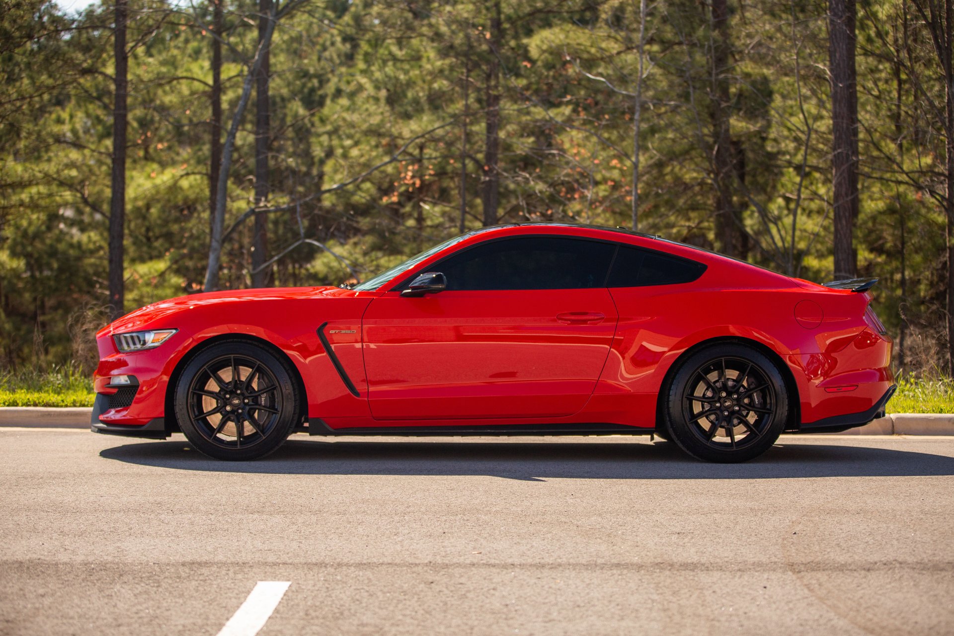 Used 2017 Ford Mustang Shelby GT350 w/ Electronics Package image 6
