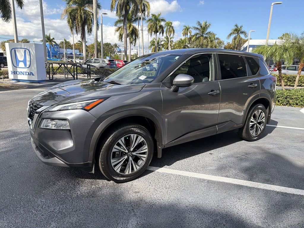 Used 2023 Nissan Rogue SV image 7