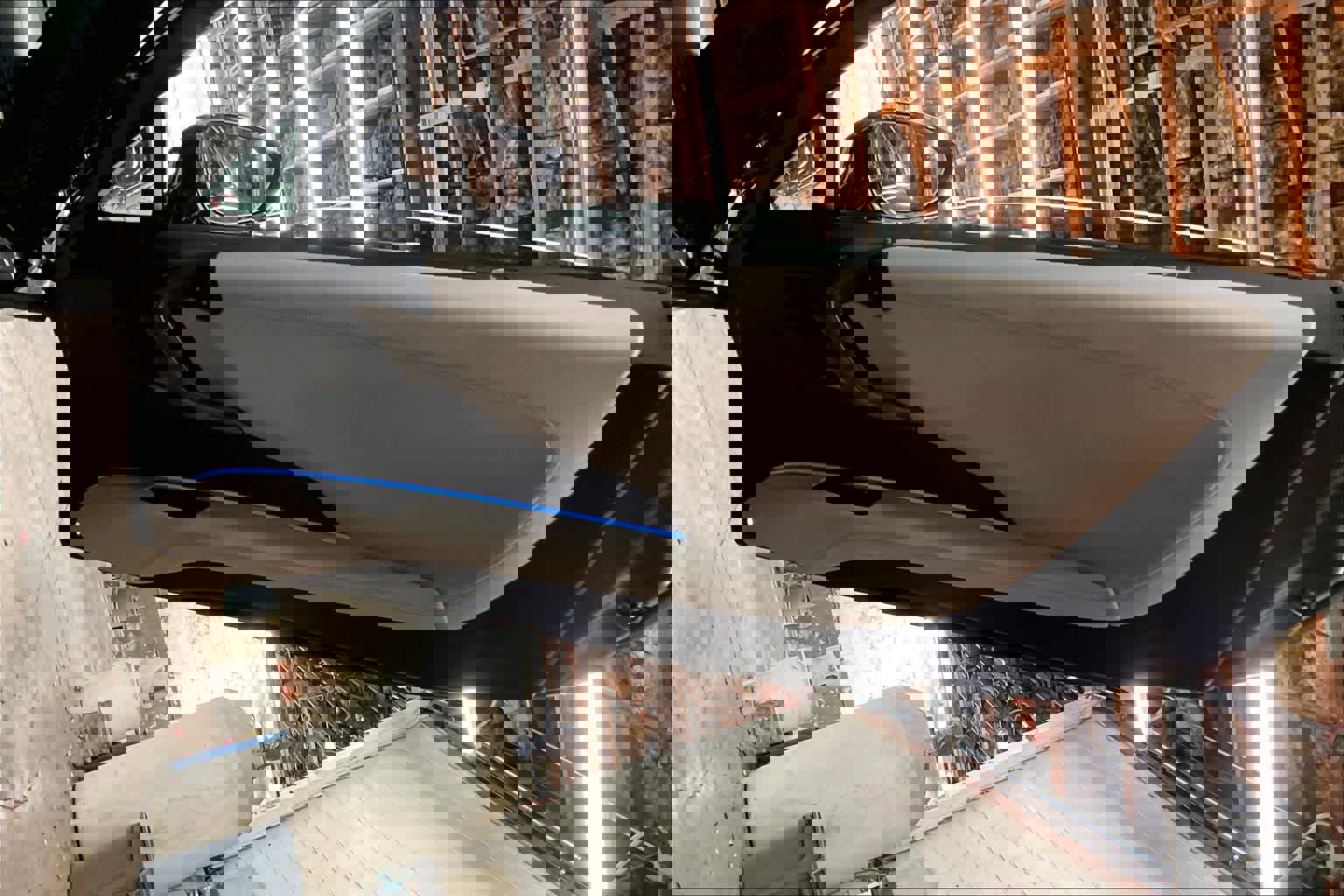 Used 2019 BMW i8 Coupe image 24