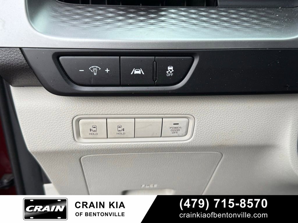 Certified 2024 Kia Carnival LX image 13
