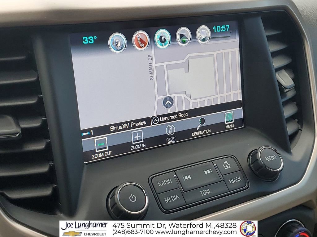 Used 2018 GMC Acadia Denali w/ Technology Package FWD image 16