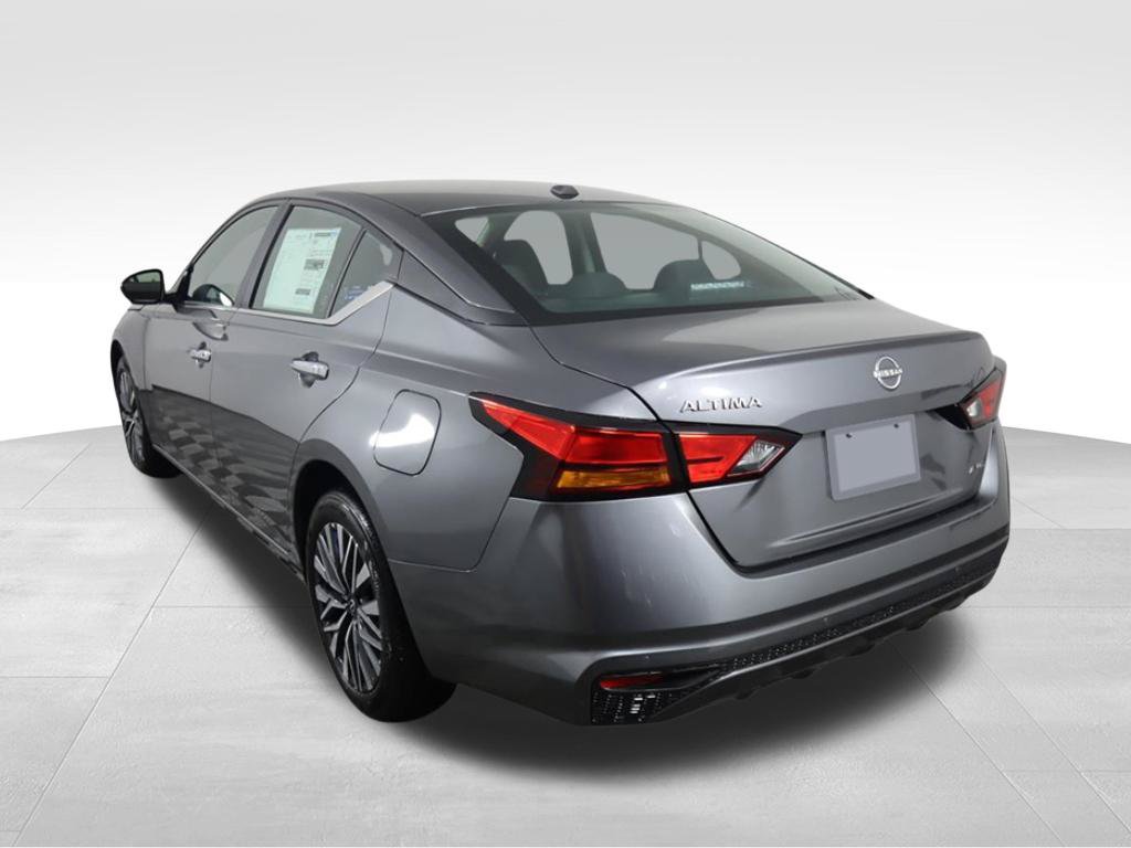 New 2026 Nissan Altima 2.5 SV AWD/4WD image 2
