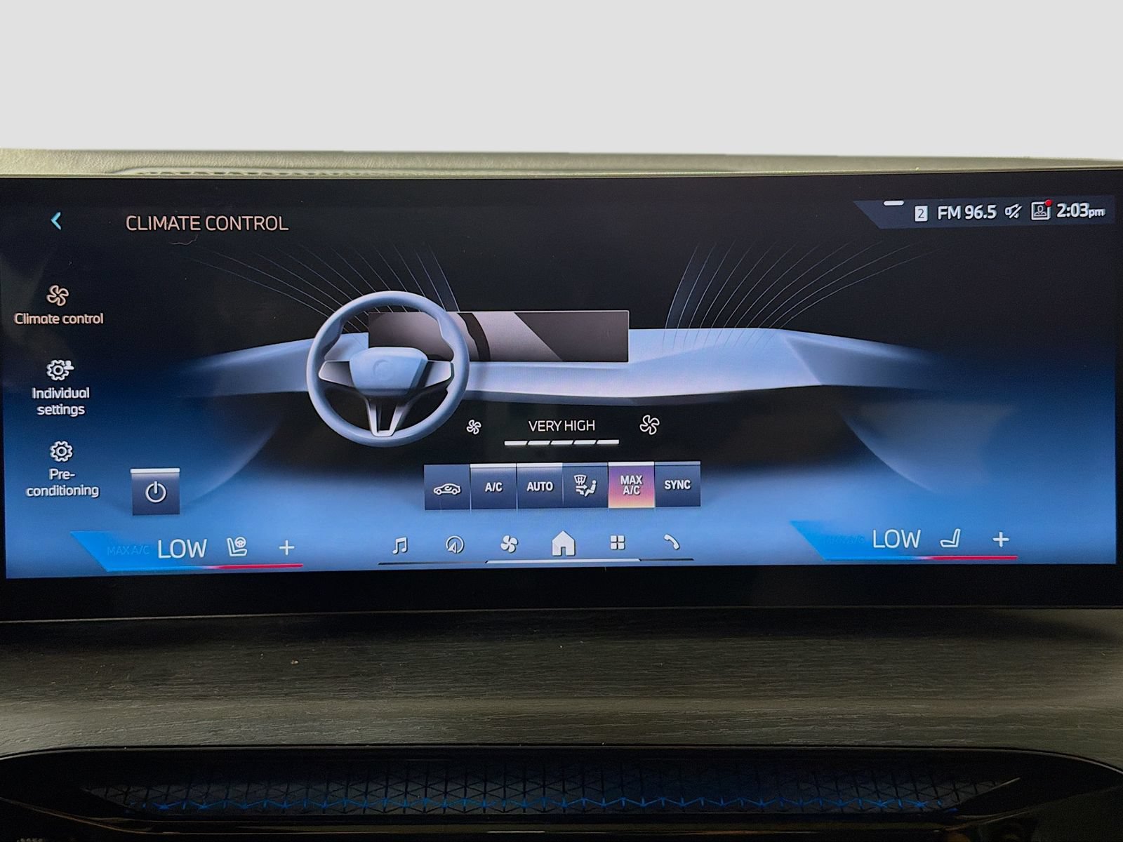 Used 2025 BMW i4 xDrive40i w/ Parking Assistance Package AWD/4WD image 19