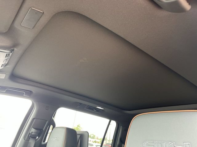 New 2026 GMC Yukon XL AT4 w/ AT4 Premium Plus Package AWD/4WD image 22