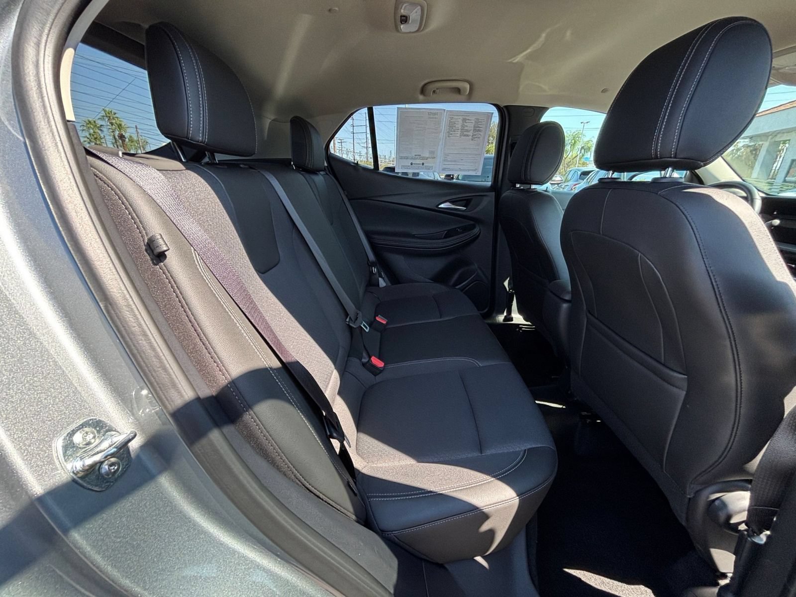 Used 2025 Buick Encore GX Preferred AWD/4WD image 37