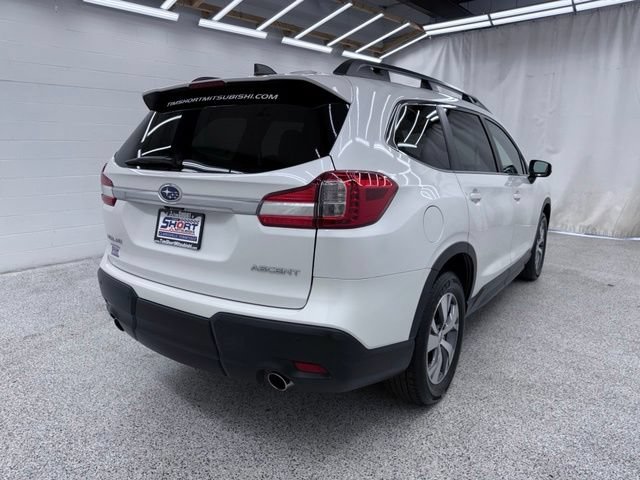 Used 2022 Subaru Ascent Premium w/ Convenience Package AWD/4WD image 2