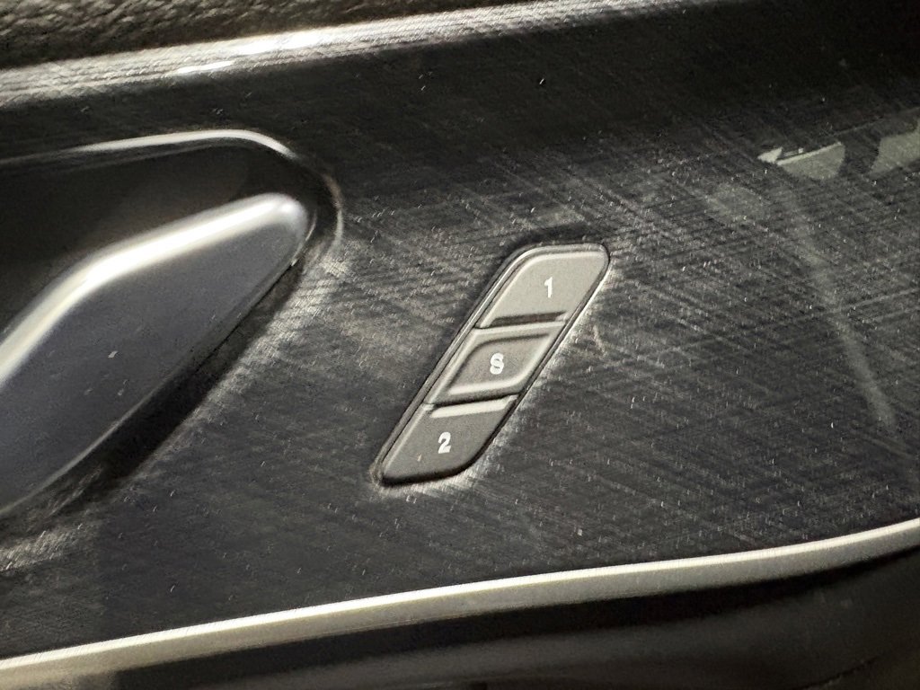 Used 2022 Jeep Grand Cherokee Trailhawk w/ Luxury Tech Group III image 25