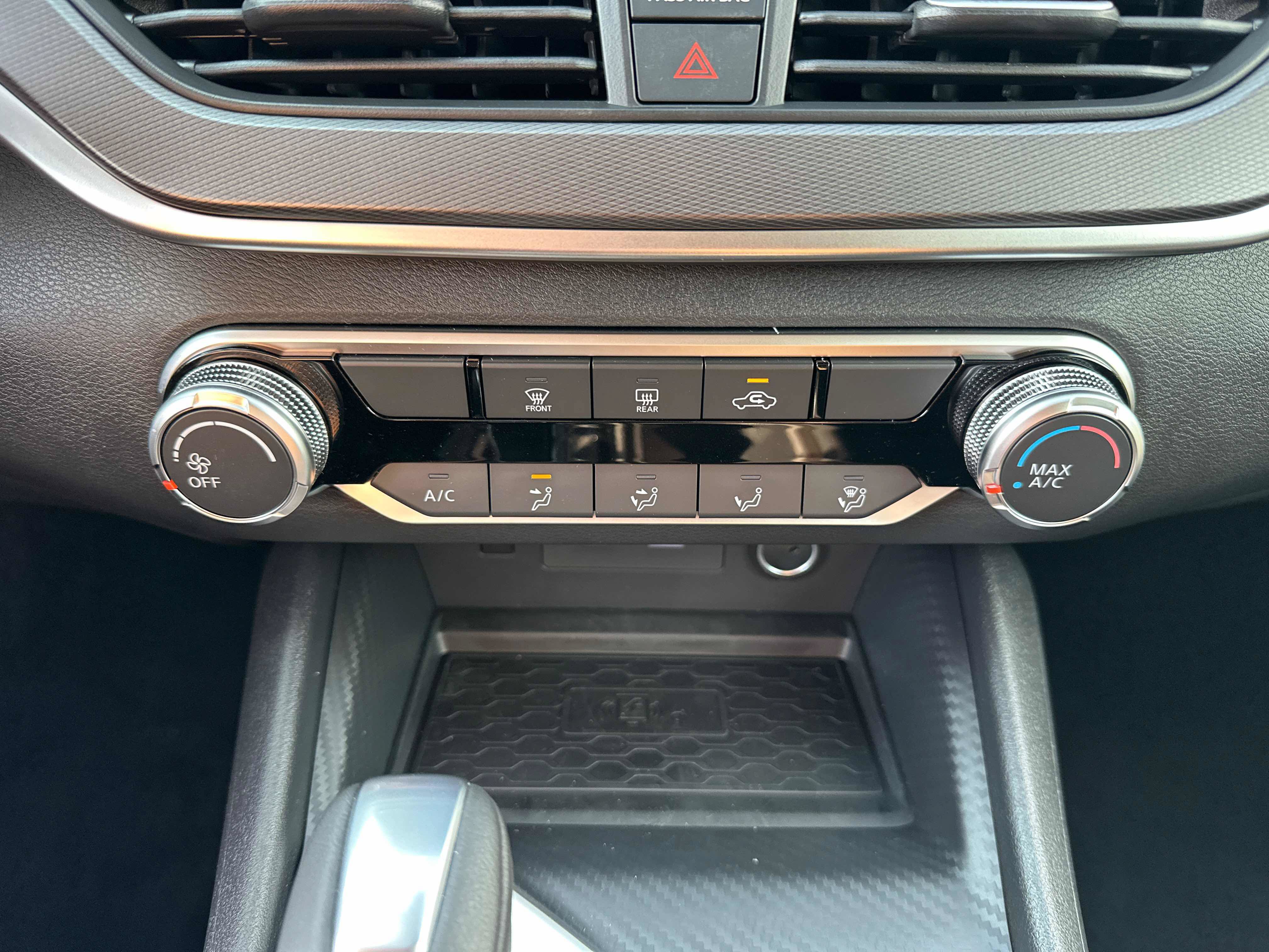 New 2026 Nissan Altima 2.5 SR AWD/4WD image 35