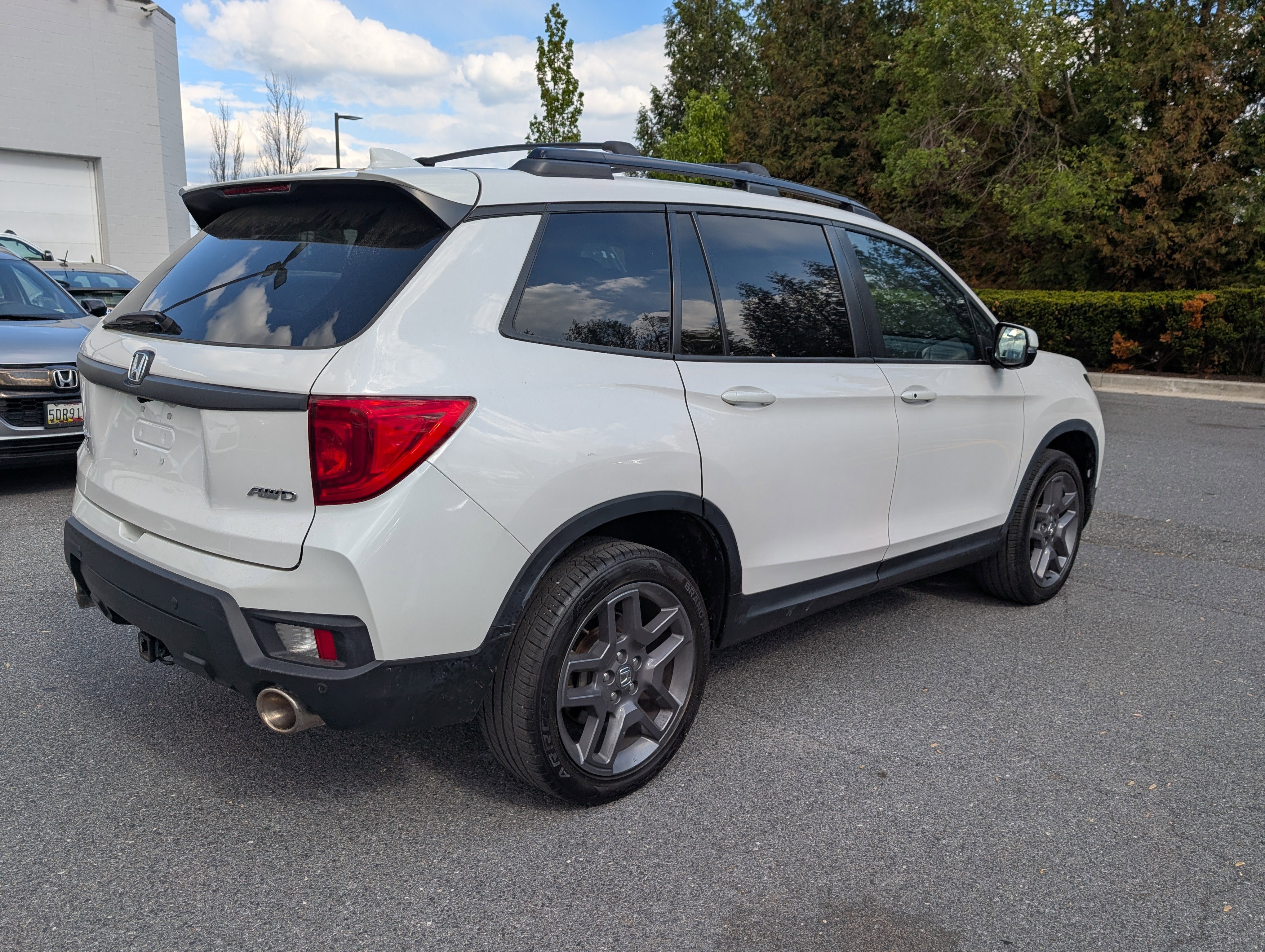 Used 2023 Honda Passport EX-L image 3