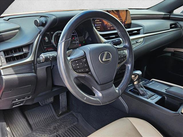 Used 2019 Lexus ES 350 w/ Premium Package image 12