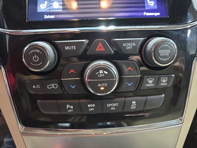 Used 2019 Jeep Grand Cherokee Limited w/ Trailer Tow Group IV image 23