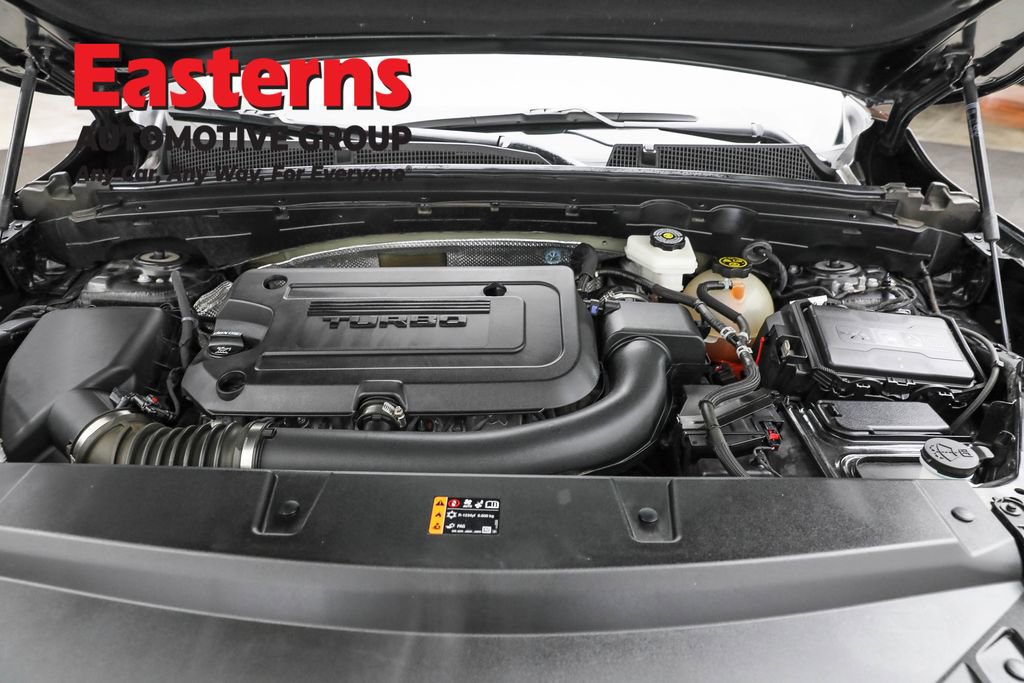 Used 2023 Buick Envision Essence w/ Sport Touring Package image 7