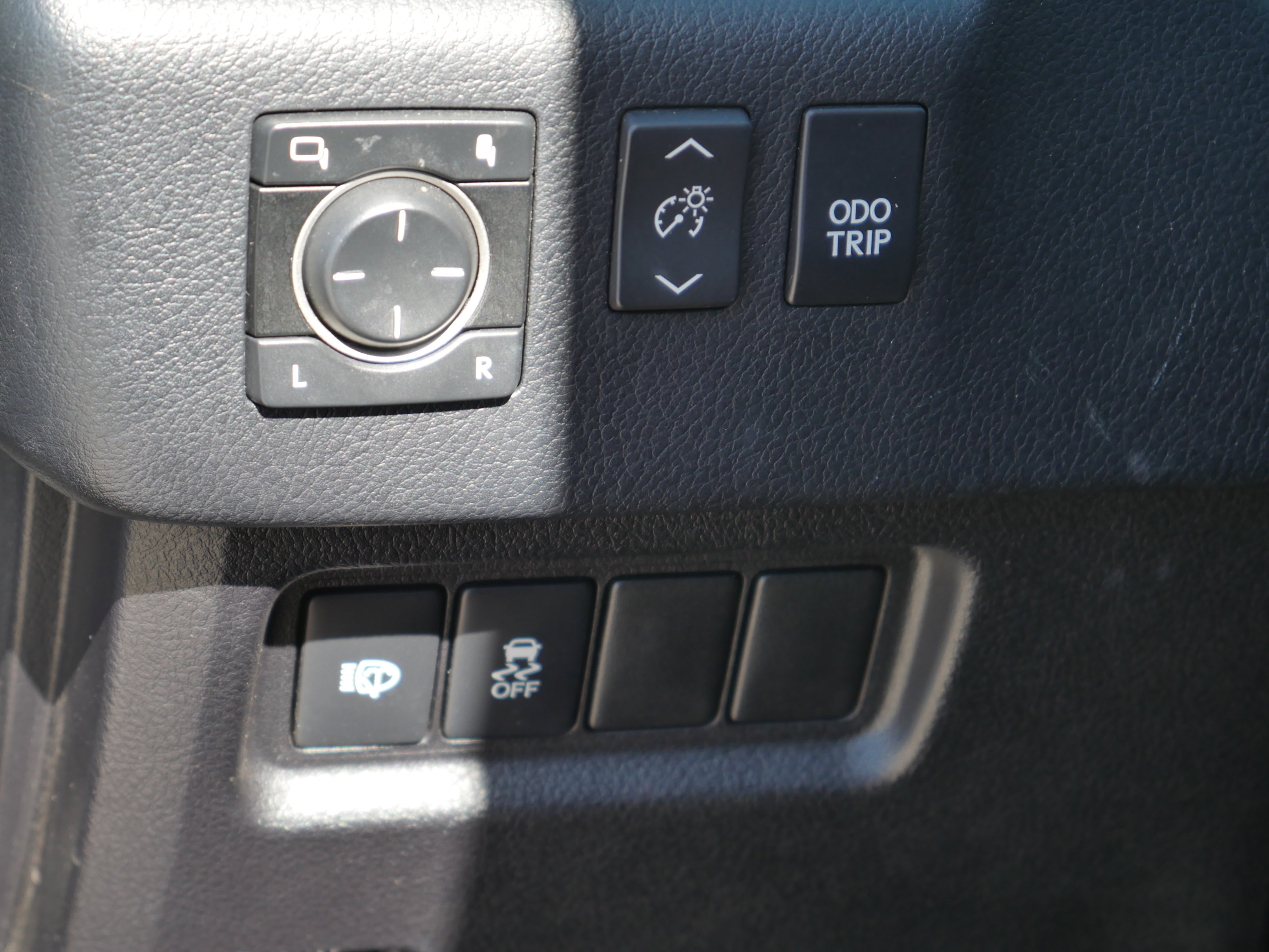 Used 2016 Lexus GX 460 w/ Premium Package image 6