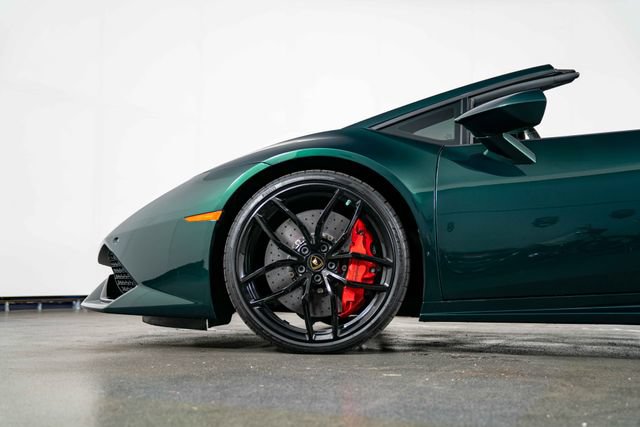 Used 2016 Lamborghini Huracan LP 610-4 AWD/4WD image 11