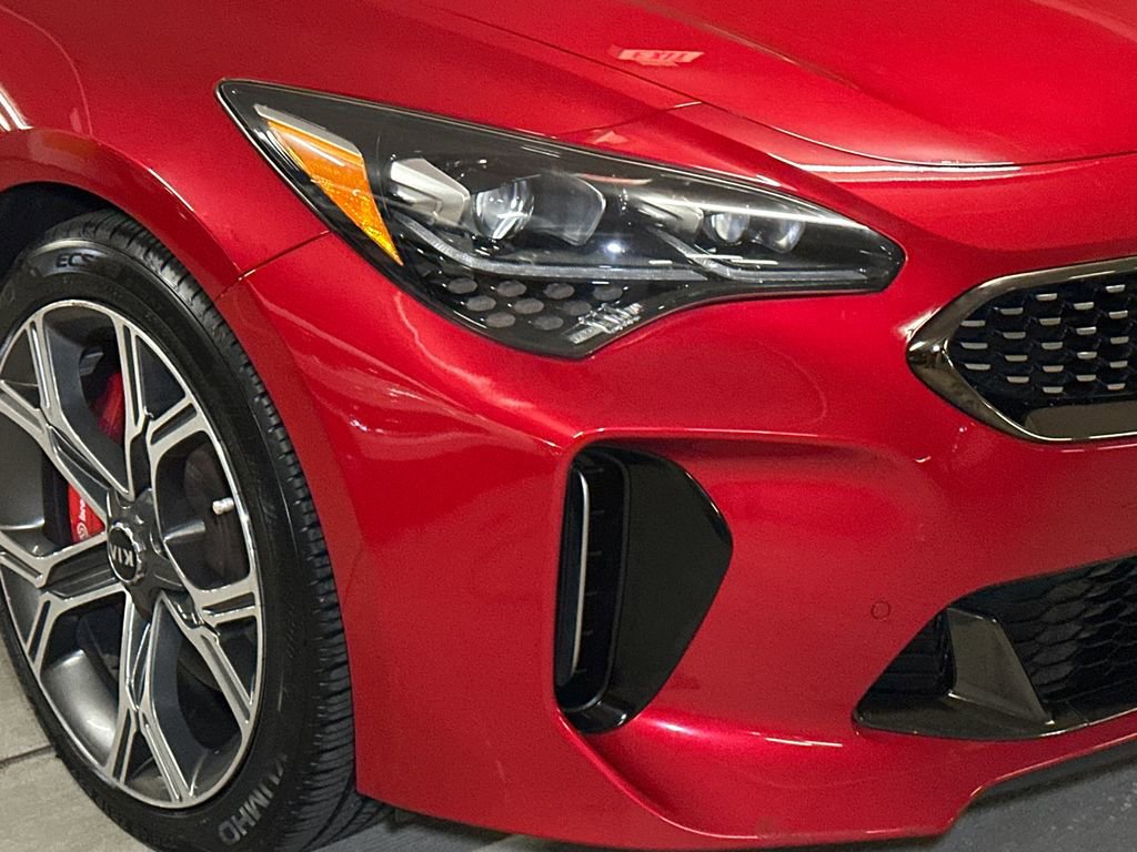 Used 2018 Kia Stinger GT1 RWD image 11