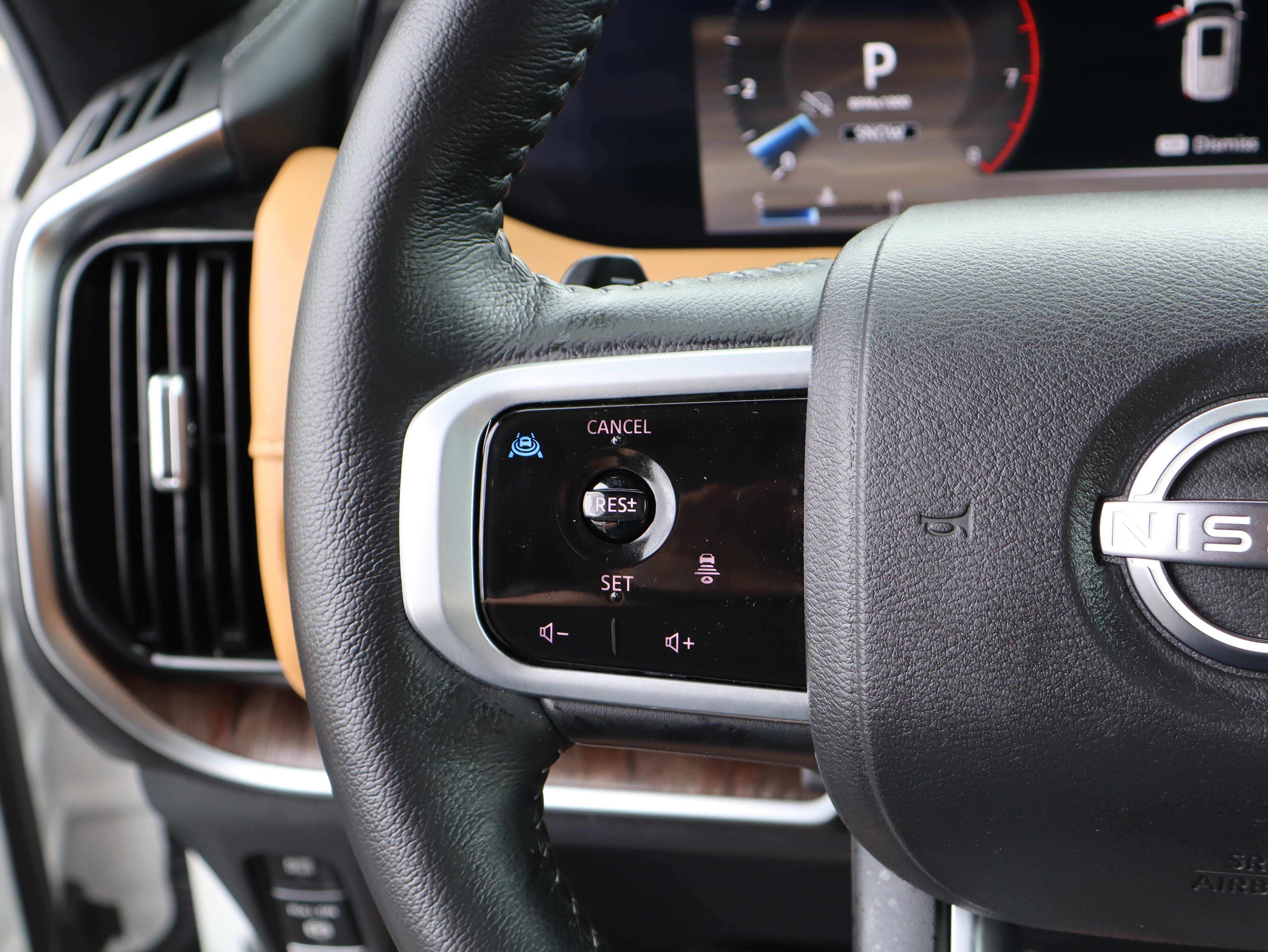 Used 2025 Nissan Armada SL w/ Captain's Chari Seat Package image 23