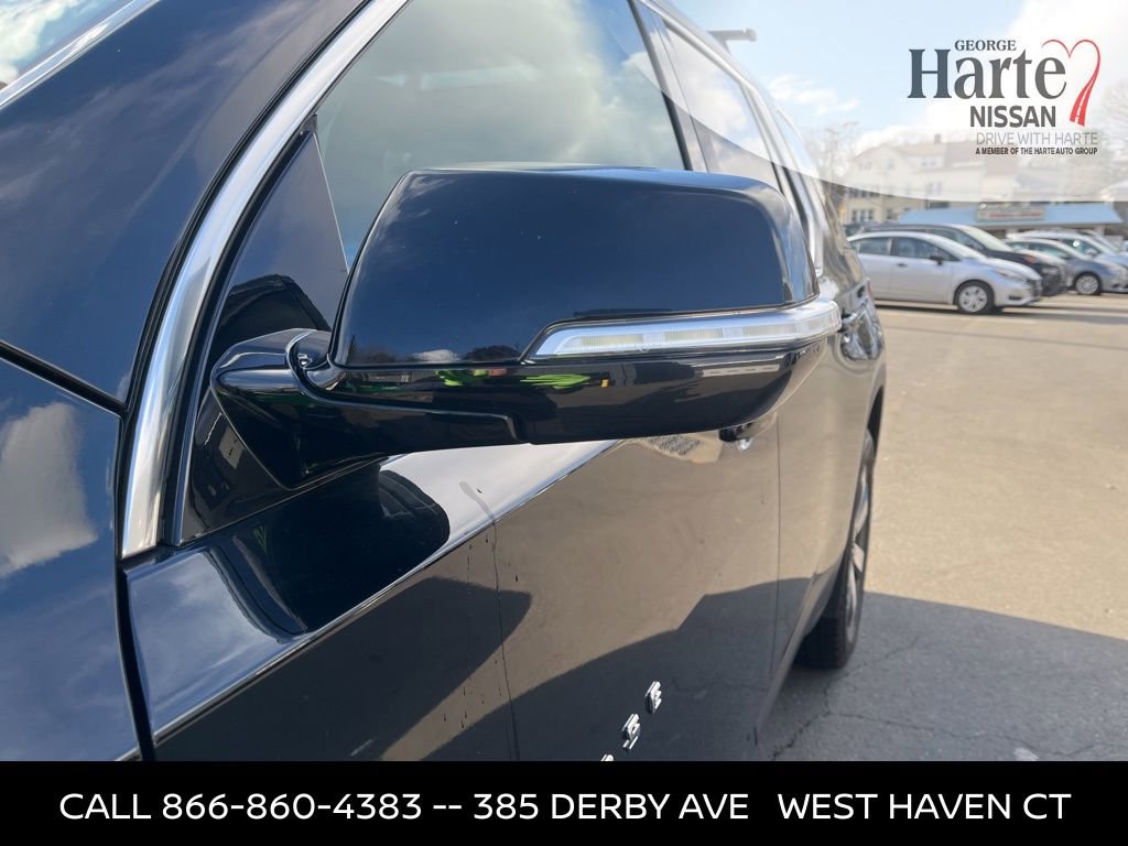 Used 2019 Chevrolet Traverse LT w/ LT Premium Package AWD/4WD image 13