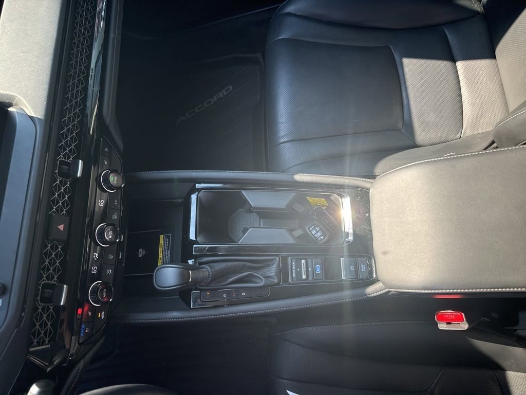 Used 2024 Honda Accord Touring image 16