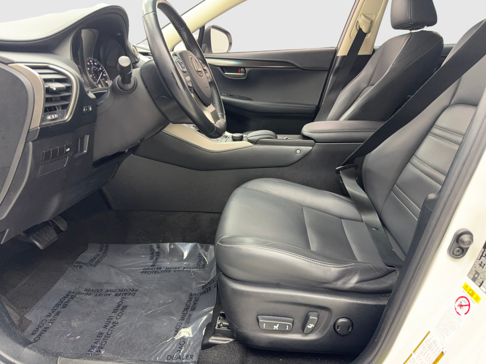 Used 2017 Lexus NX 200t FWD w/ Accessory Package 2 image 31