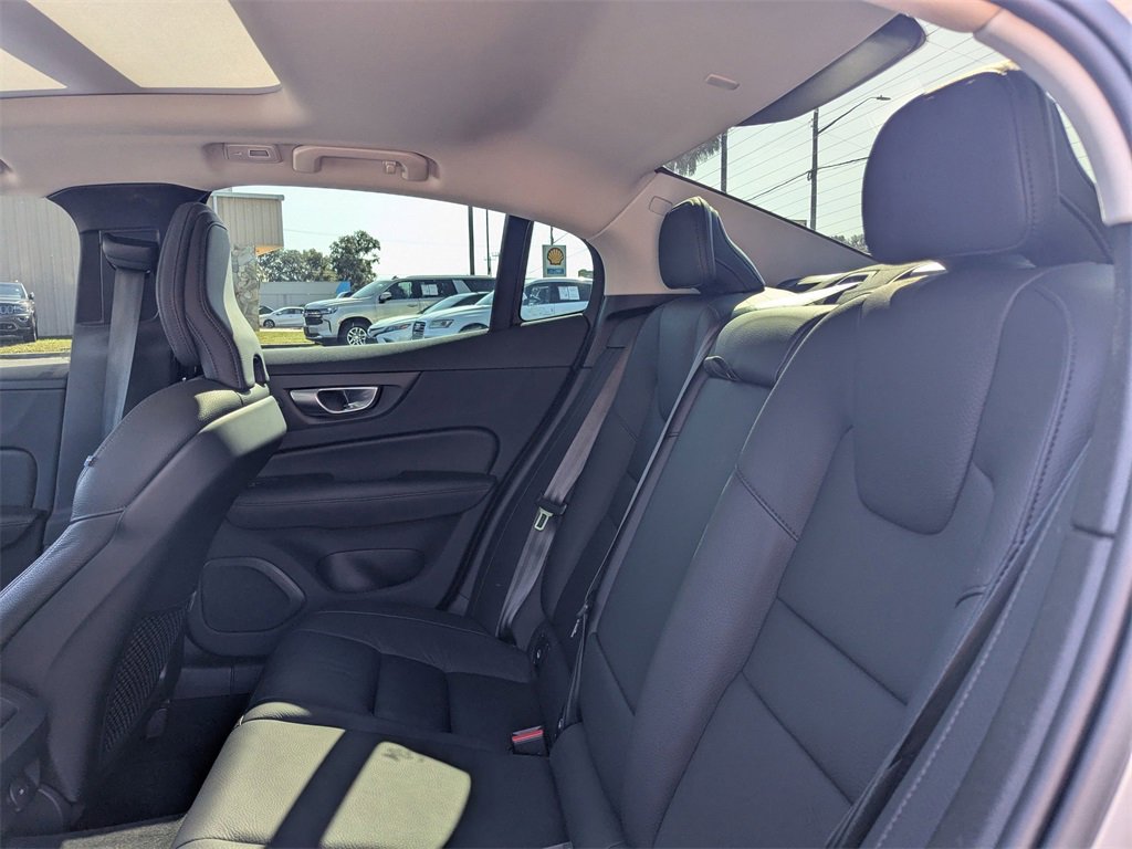 Used 2024 Volvo S60 B5 Plus image 13
