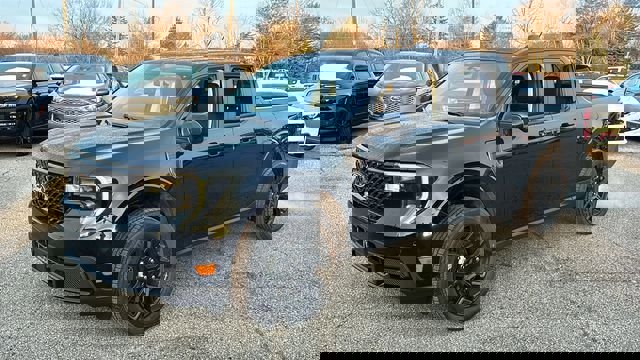 New 2026 Ford Maverick Lariat w/ Black Appearance Package AWD/4WD image 2