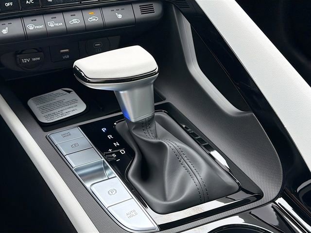 New 2026 Hyundai Elantra Limited image 17