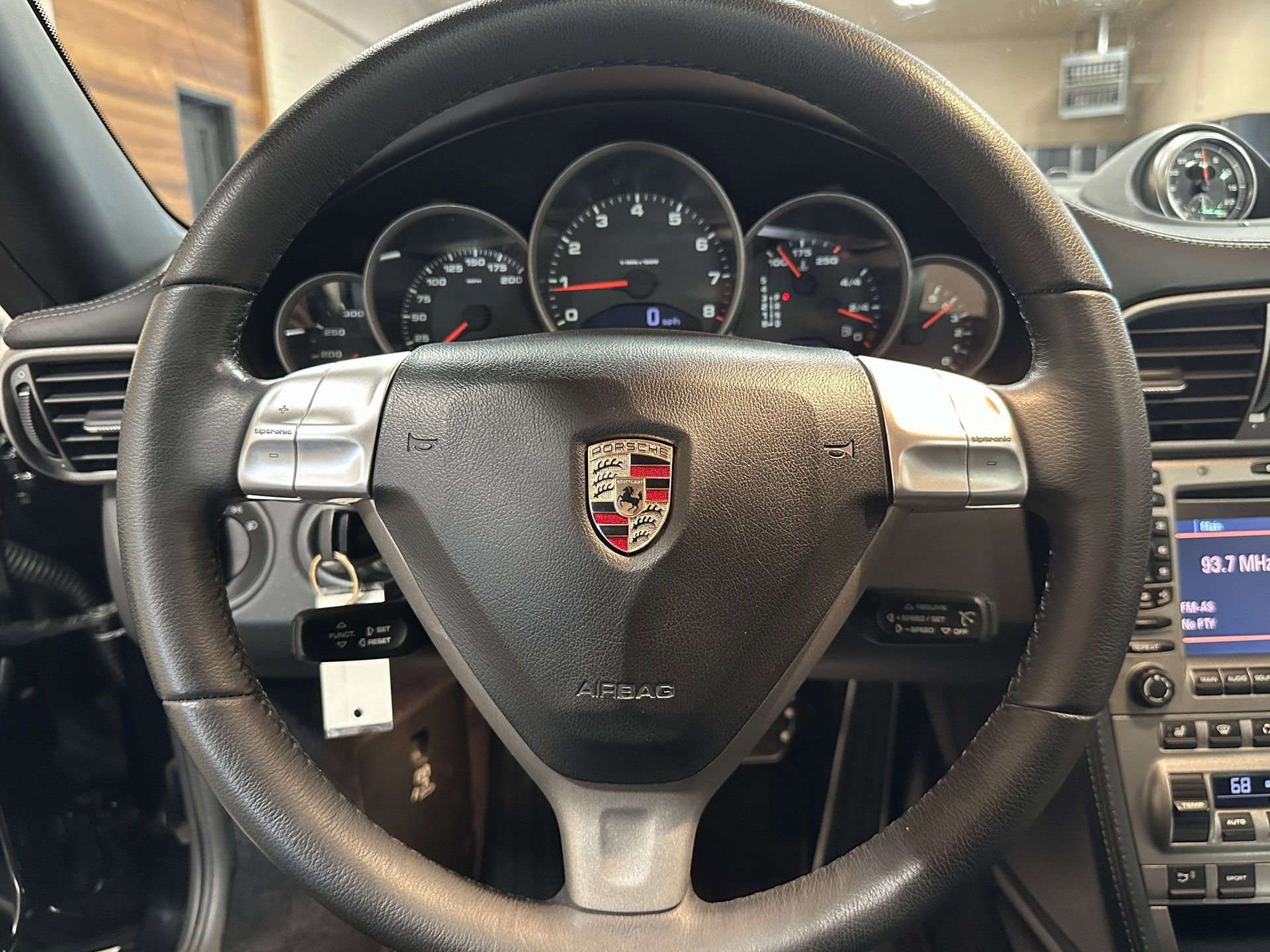 Used 2008 Porsche 911 Carrera image 31