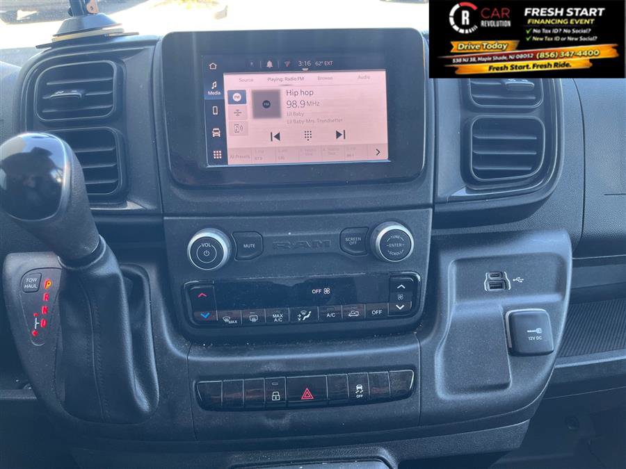 Used 2024 RAM ProMaster 2500 w/ Convenience Group image 15