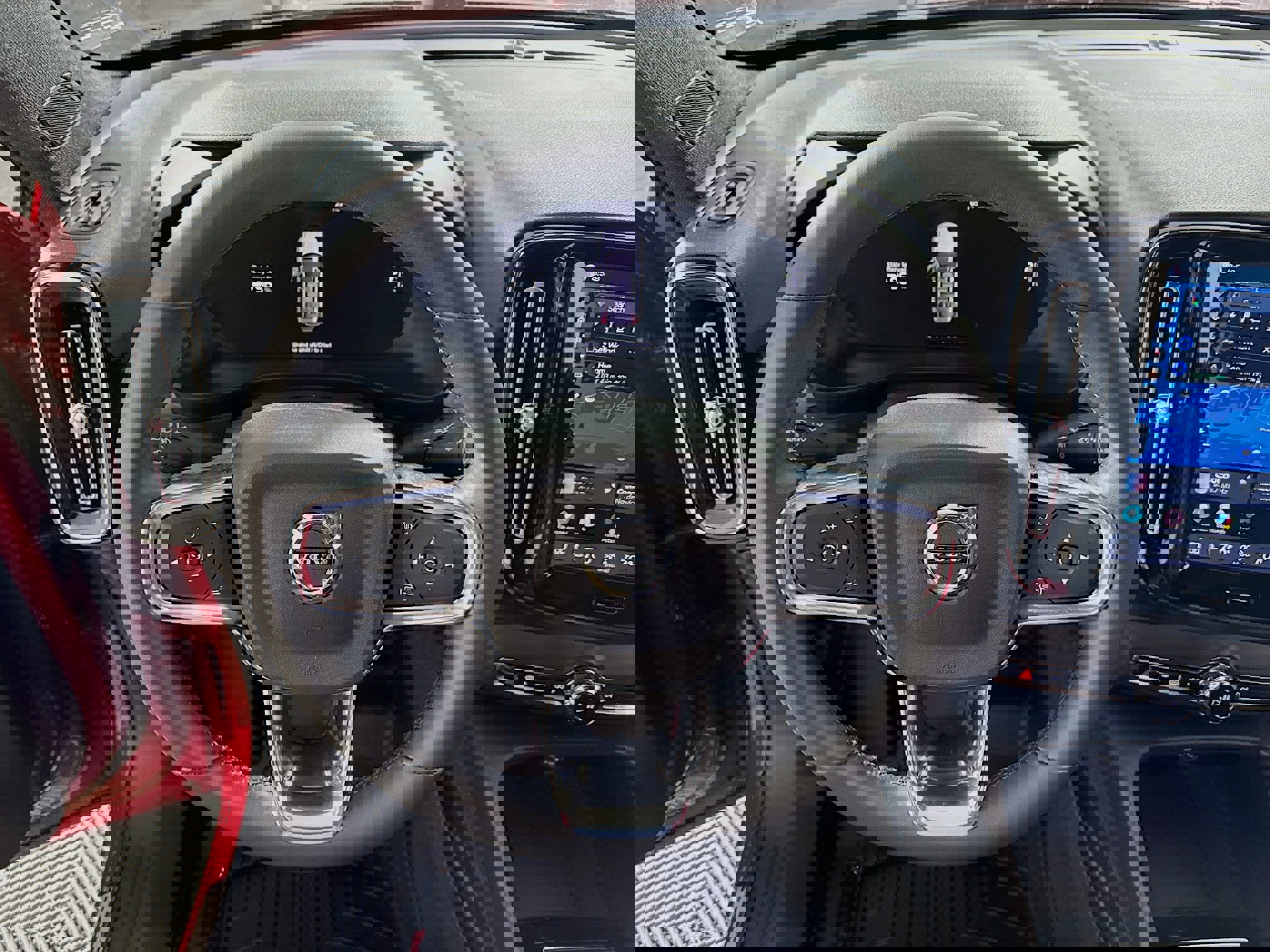 Used 2023 Volvo C40 P8 Recharge Plus AWD/4WD image 15