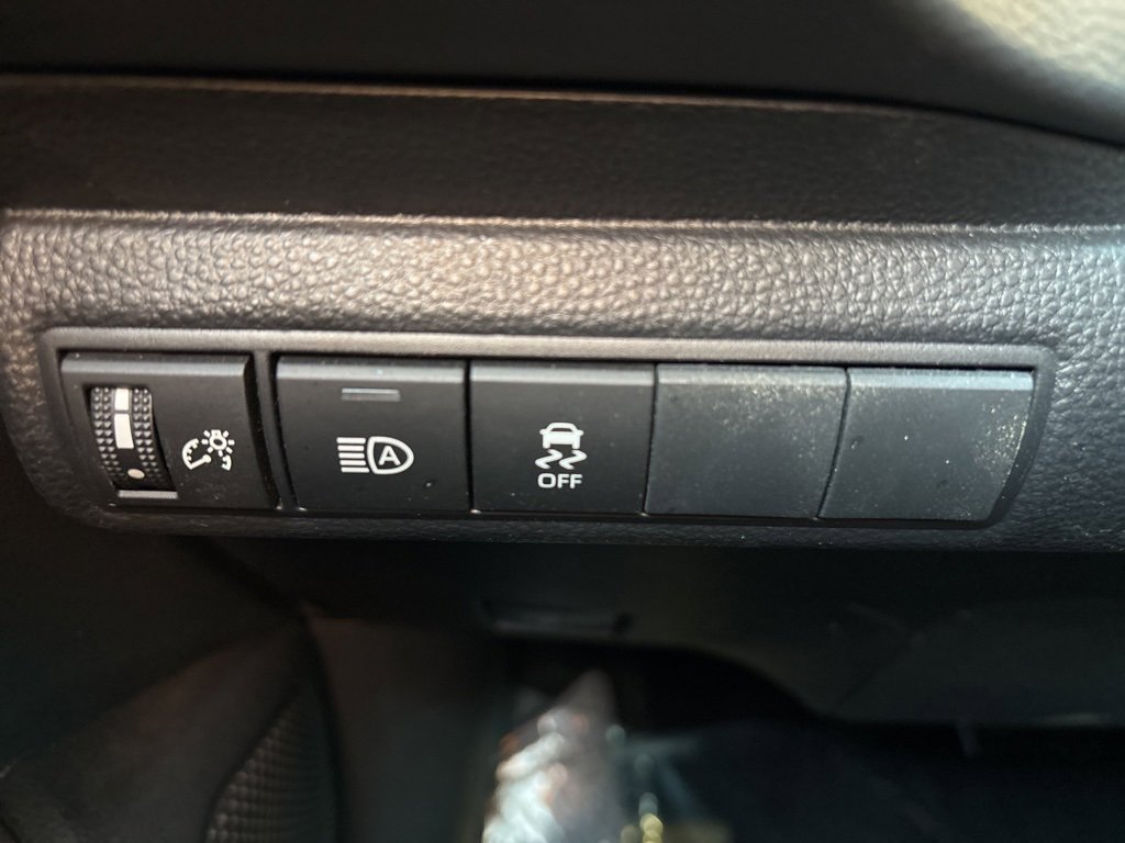 Used 2024 Toyota Corolla SE w/ Convenience Package image 20