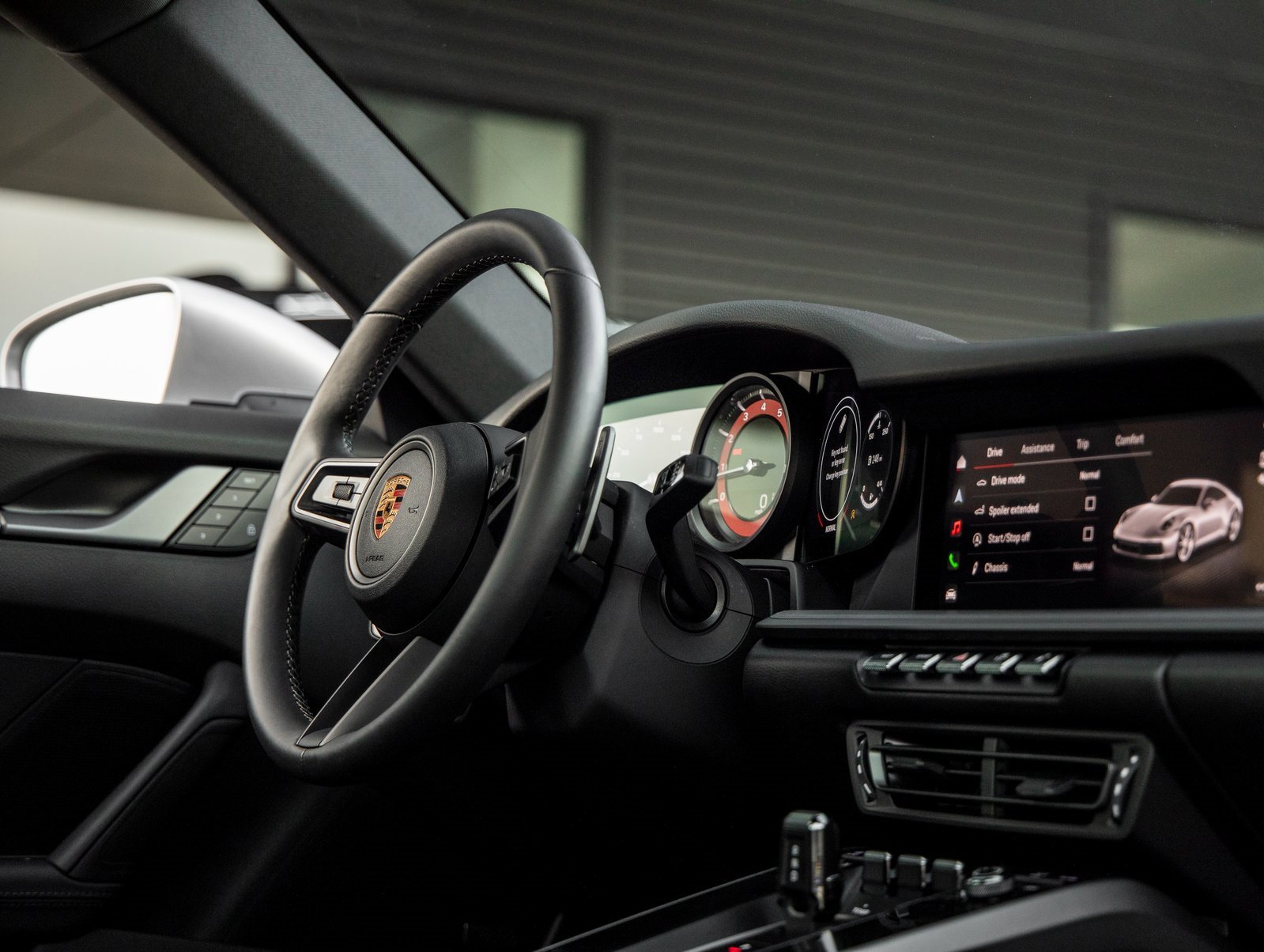 Certified 2024 Porsche 911 Carrera w/ Premium Package image 37